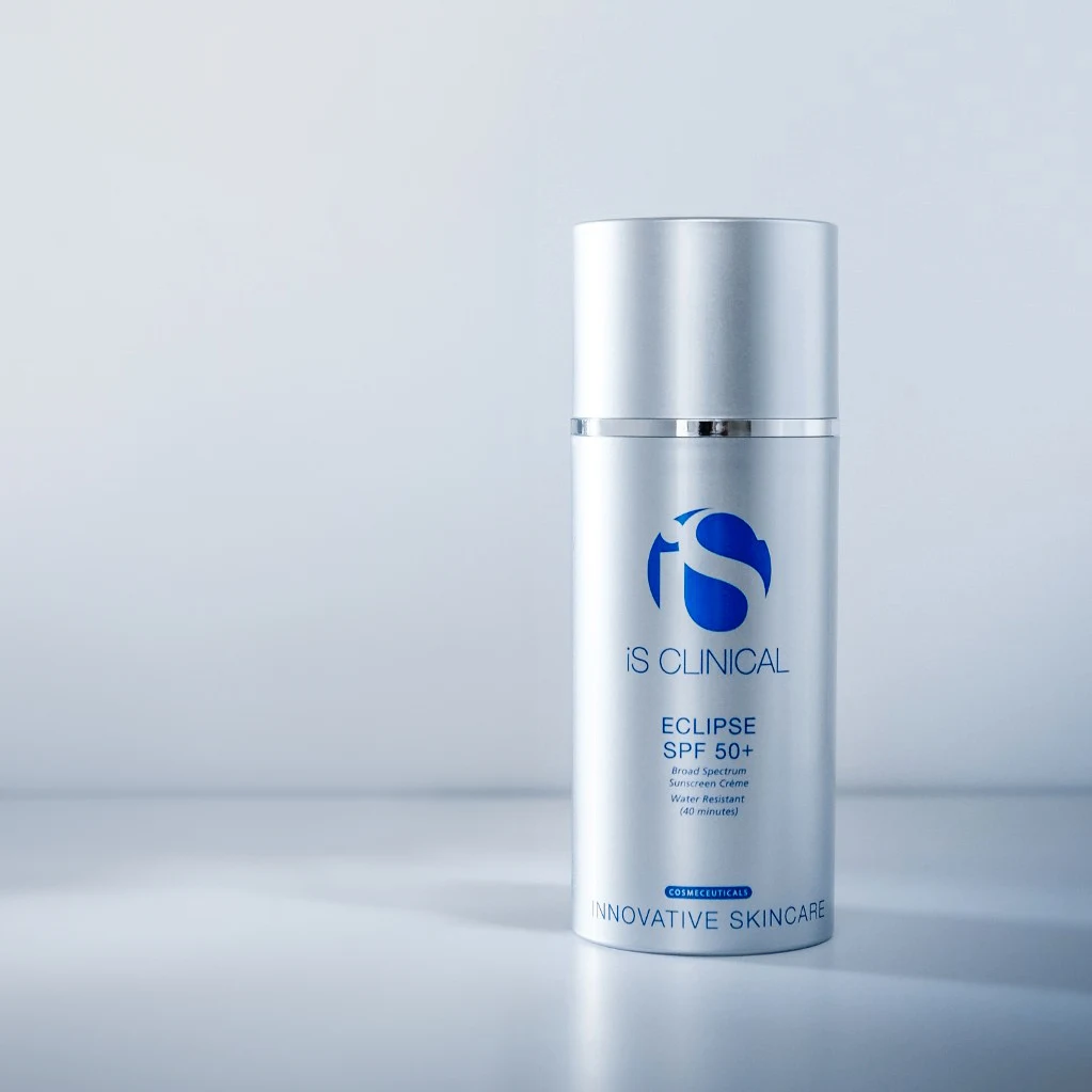 Szczegółowy przegląd produktów z zestawu Pure Clarity Collection - Eclipse SPF 50+