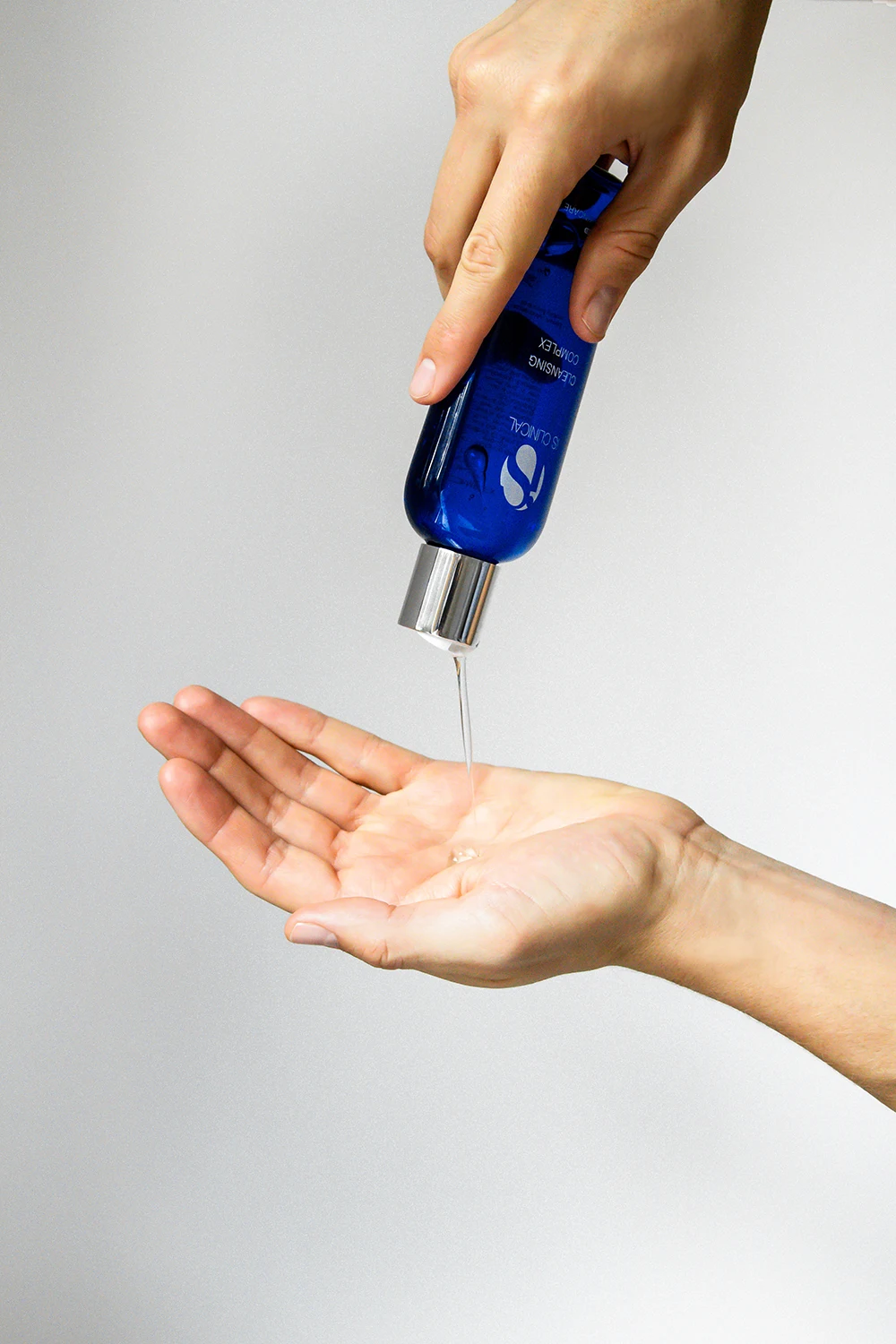 Gwiazdy Hollywood – miłośnicy iS Clinical - Cleansing Complex