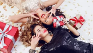 Przewodnik po noworocznych prezentach od iS Clinical: profesjonalna pielęgnacja dla promiennej skóry